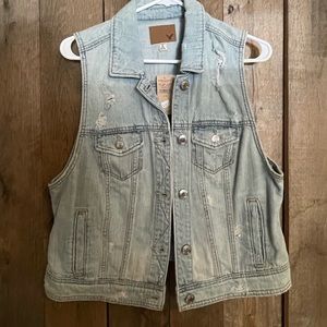 American Eagle Women’s Denim Vest X-Large NWT